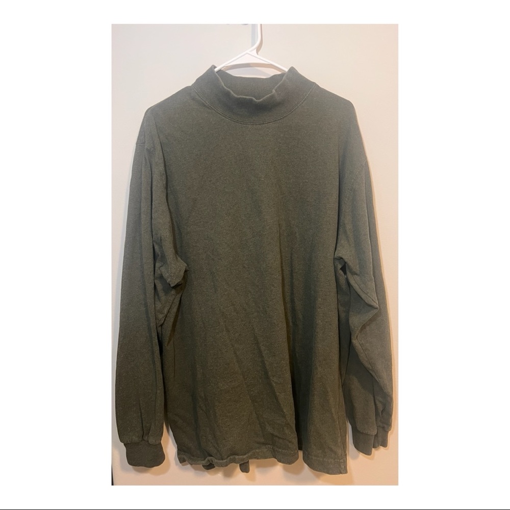 Mock neck long sleeve!
